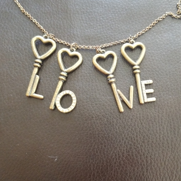 Necklace - Picture 2 of 2